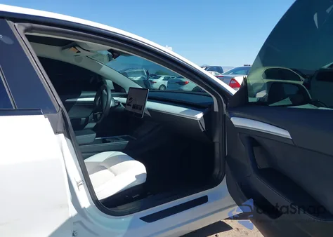 2022 Tesla Model 3 Performance Dual Motor All-Wheel Drive from USA, damaged, VIN 5YJ3E1EC3NF196953